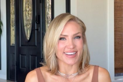 WATCH:  Sharna Burgess announces 'DWTS' return for season 35