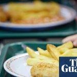 Most English secondary schools are breaking healthy food rules, finds report