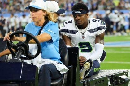 Seahawks rookie Clark breaks ankle, out months