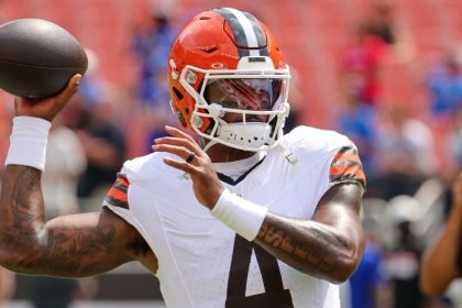 Sources: Browns tab Watson, not Sanders, QB1