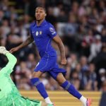 Premier League live updates: João Pedro gives Chelsea early lead against Fulham